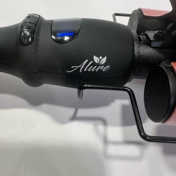 Digital Pink Curling Iron - Picture 5 of 6